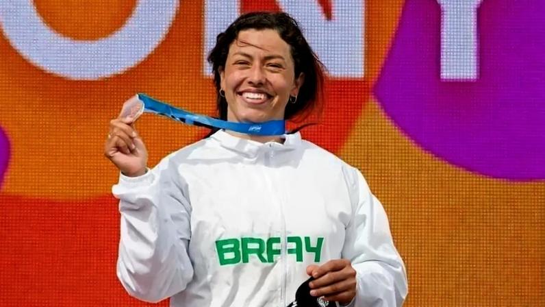 Ana Sátila voltou ao pódio no Mundial de Canoagem Slalom (Foto: Divulgação/ CBCa)