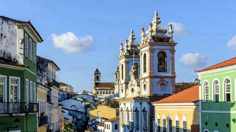 Estudo mostra queda da afiliação católica e crescimento dos sem religião na região.