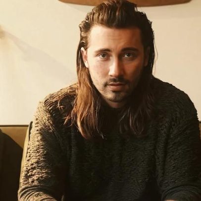 Seph Schlueter lança single que provoca reflexão sobre fé