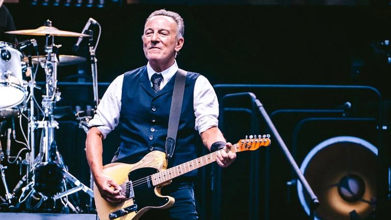 Springsteen wrote and recorded "Streets of Minneapolis" in response to ICE's violent crackdown in that city.