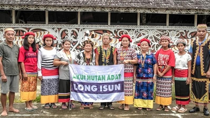 In the upper reaches of the Mahakam River, inside one of the last intact rainforest corridors of Borneo, the Dayak Bahau community of Long Isun has been fighting a long, layered battle for justice. Their history on the land predates the Indonesian state, yet on official maps their existence is reduced to an administrative code.