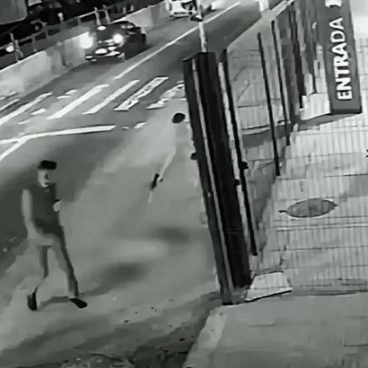 Cachorro é morto a tiros em frente a ponto de ônibus em SP