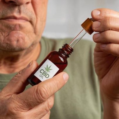 Cannabis poderá ser adquirida em farmácia de manipulação