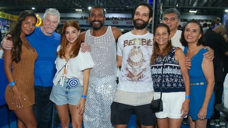 'Três Graças' no samba: Mell Muzzillo, Miguel Falabella e mais atores do elenco da novela se reúnem em ensaio da Beija-Flor para carnaval 2026
