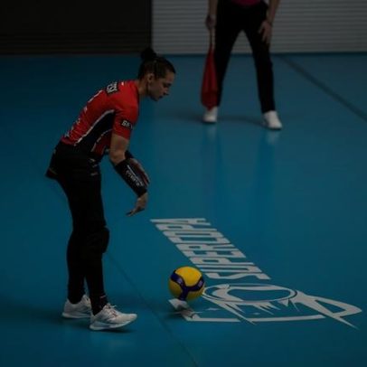 Dani Lins domina saque na Superliga Feminina
