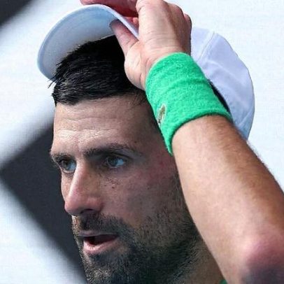 Djokovic se irrita com pergunta de jornalista e reage com desagrado