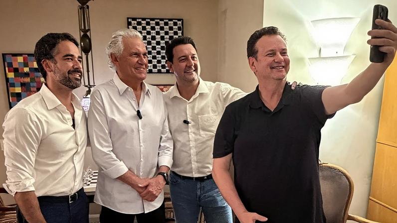 Caiado e Ratinho Jr. enfrentam relação com bolsonarismo na largada de 2026