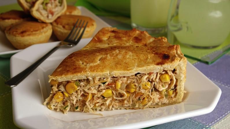 Empadão de frango (Imagem: Stela Handa | Shutterstock)