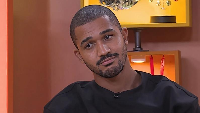 Gente? Eliminado do ‘BBB 26’, Matheus minimiza polêmica do ‘patroa’ e admite ter sujado o Quarto Branco de fezes