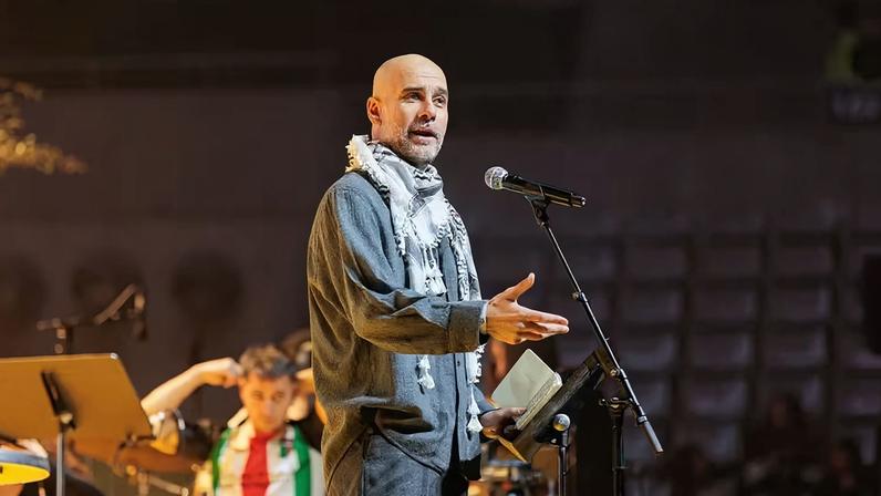 Pep Guardiola fez discurso pró Palestina em evento em Barcelona — Foto: Getty Images