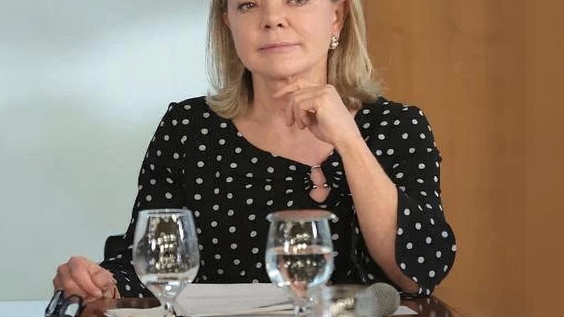 Gleisi Hoffmann, ministra das Relações Institucionais