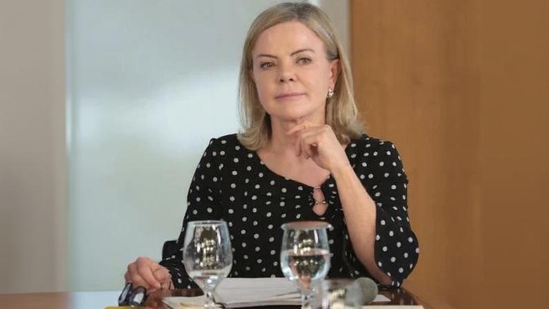 Gleisi Hoffmann, ministra das Relações Institucionais