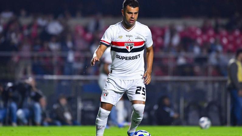 Alisson em ação pelo São Paulo