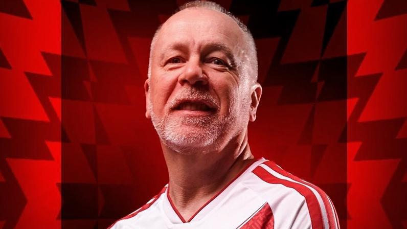 Brasileiro Mano Menezes comandará a seleção peruana visando o ciclo da Copa do Mundo de 2030