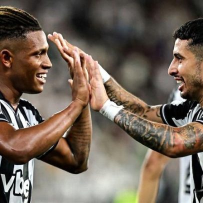 Danilo brilha na goleada do Botafogo e lidera disputa do Bola de Prata