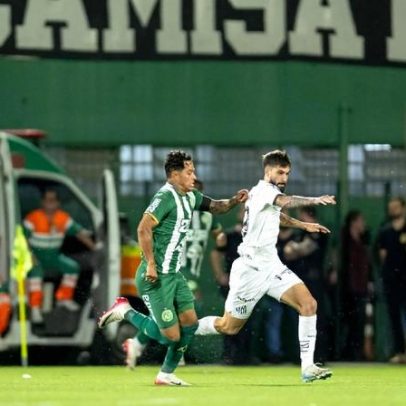 Internacional e Grêmio brigam com casa de apostas por R$ 90 milhões