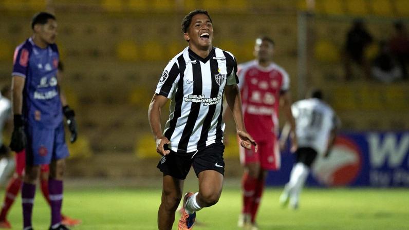 Riquelme comemora gol do Atlético-MG sobre o União Rondonópolis-MT pela Copa São Paulo de Futebol Júnior