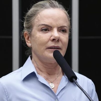 Euforia bolsonarista com ação na Venezuela sinaliza intervenção no Brasil, diz Gleisi