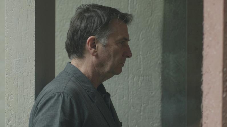 23.nov.2025 - Jair Bolsonaro é visto na superintendência da PF