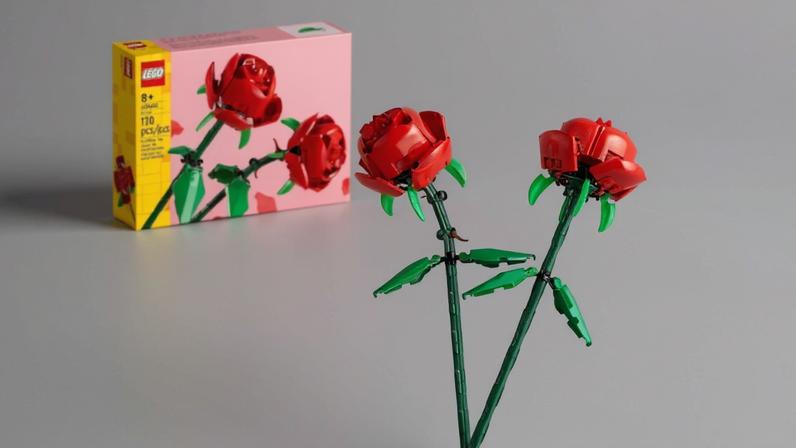 Rosas de LEGO ficam abaixo de US$10 com 40% de desconto para o Dia dos Namorados