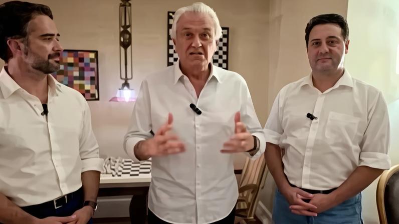 O governador de Goiás, Ronaldo Caiado, anunciou que está indo para o PSD; ao lado dele, Eduardo Leite e Ratinho Jr., ambos do PSD