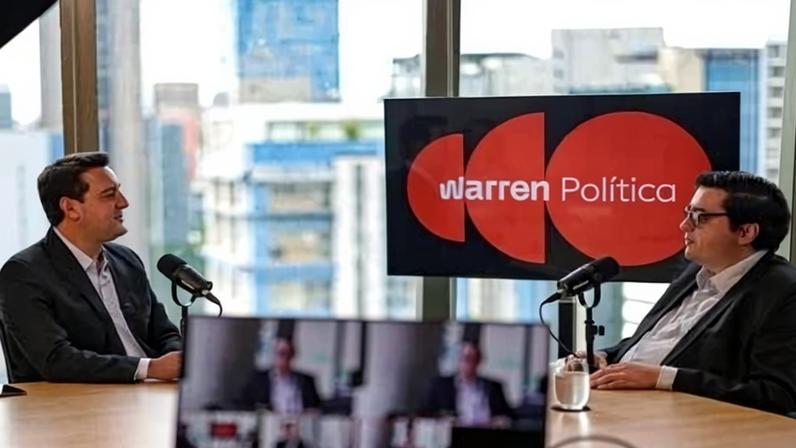 O governador do Paraná, Ratinho Júnior, em entrevista ao podcast Warren Política