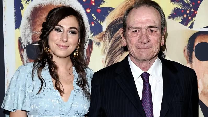 Tommy Lee Jones e a filha Victoria — Foto: Getty Images