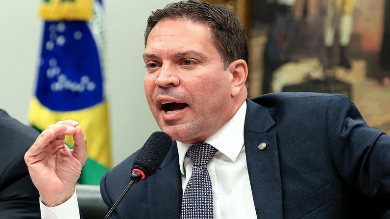 Condenado a 16 anos de prisão, Ramagem está nos Estados Unidos desde setembro do ano passado. (Foto: Lula Marques/Agência Brasil)