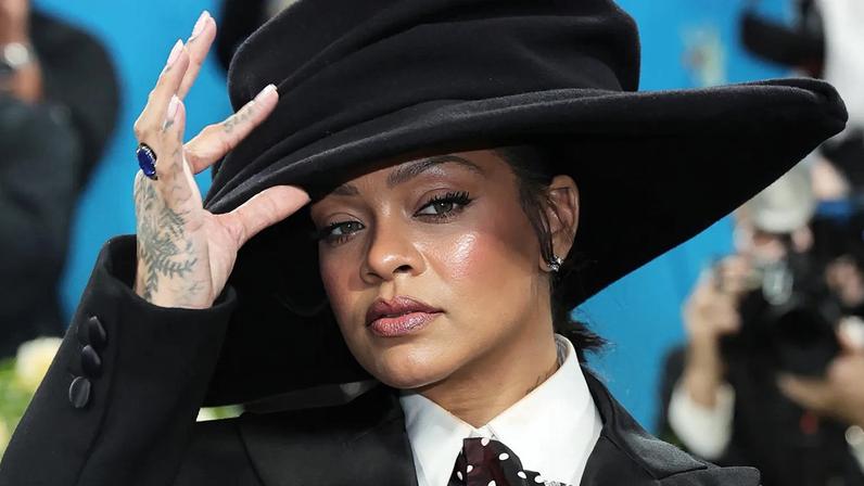 NEW YORK, NEW YORK - MAY 05: Rihanna attends the 2025 Met Gala Celebrating "Superfine: Tailoring Black Style" at Metropolitan Museum of Art on May 05, 2025 in New York City. (Photo by Savion Washington/Getty Images)