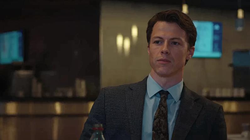 The Rainmaker não é série de tribunal, diz ator que interpreta Matt Damon