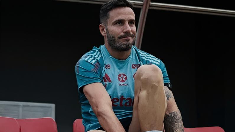 Saúl em treino do Flamengo