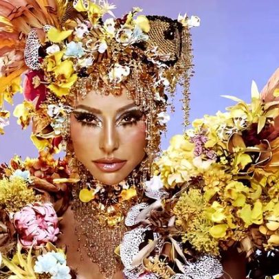 Sabrina Sato desfila com body de oncinha em último ensaio de rua na Vila Isabel