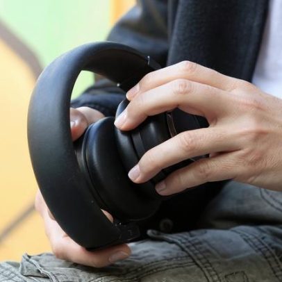 Fones de ouvido mais estranhos da CES chegam ao Kickstarter no próximo mês