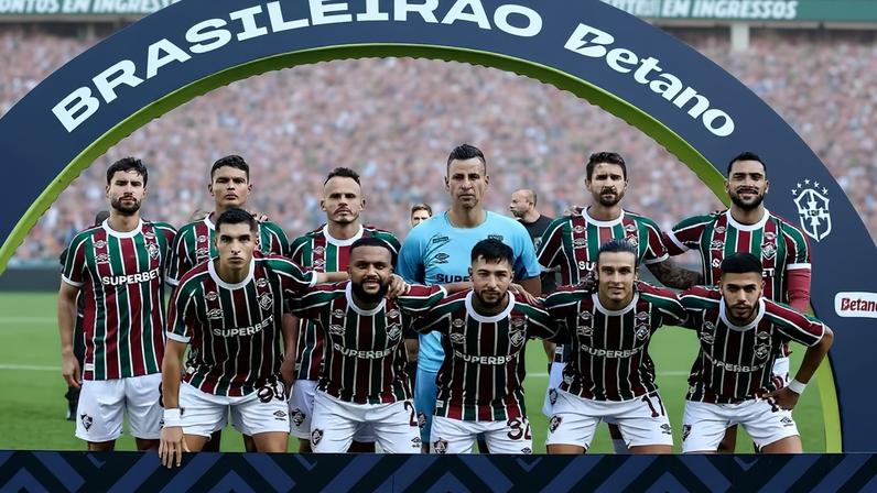 Time do Fluminense antes de jogo do Brasileirão (Foto: Lucas Merçon/FFC)