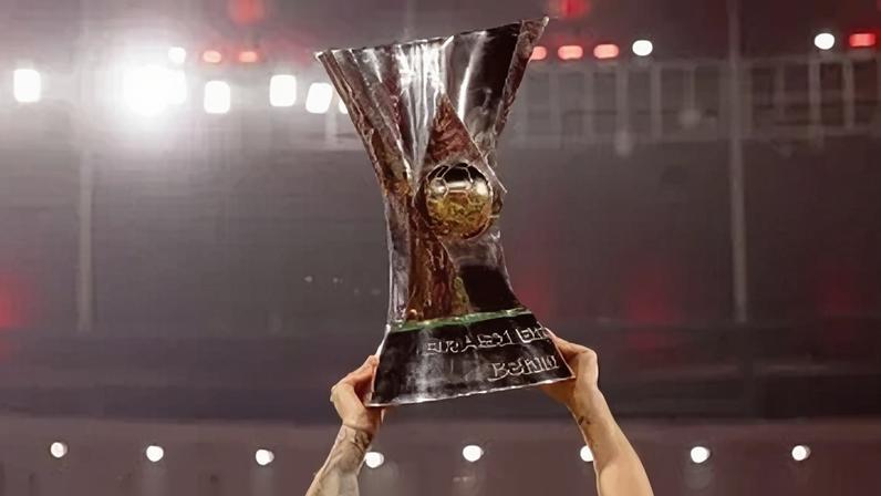 Troféu do Campeonato Brasileiro de 2025 conquistado pelo Flamengo
