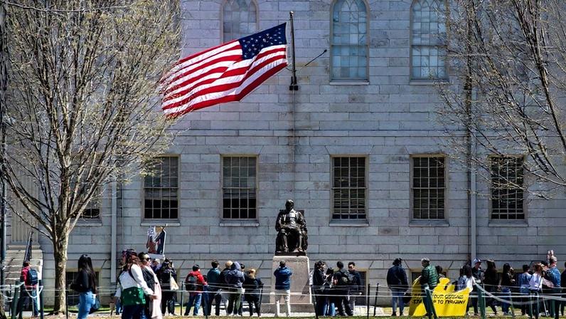 Harvard segue na mira de Donald Trump. Foto: Joseph Prezioso / AFP