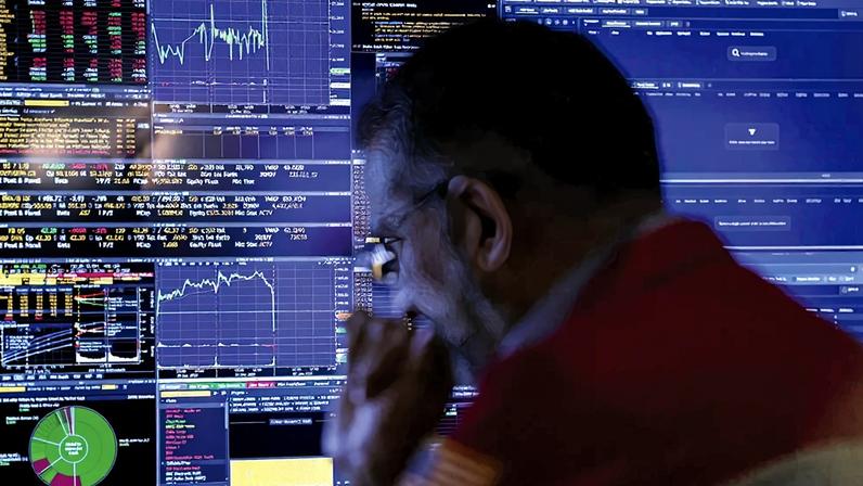 Conteúdos falsos criados com IA triplicam entre 2024 e 2025