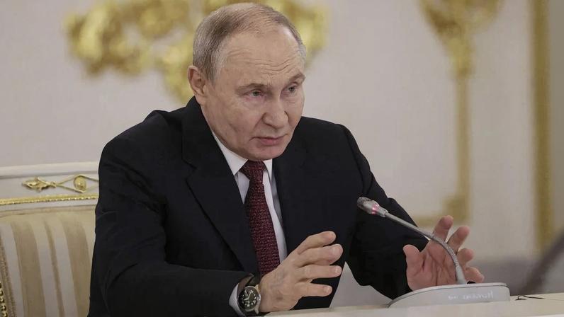 Rússia afirma que Índia não informou fim das compras de petróleo