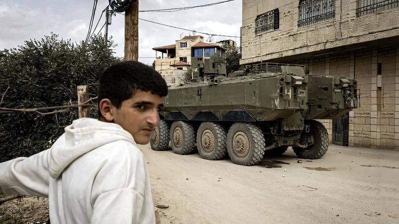Militares de Israel avançam sobre terras palestinas na Cisjordânia. Foto: JOHN WESSELS / AFP