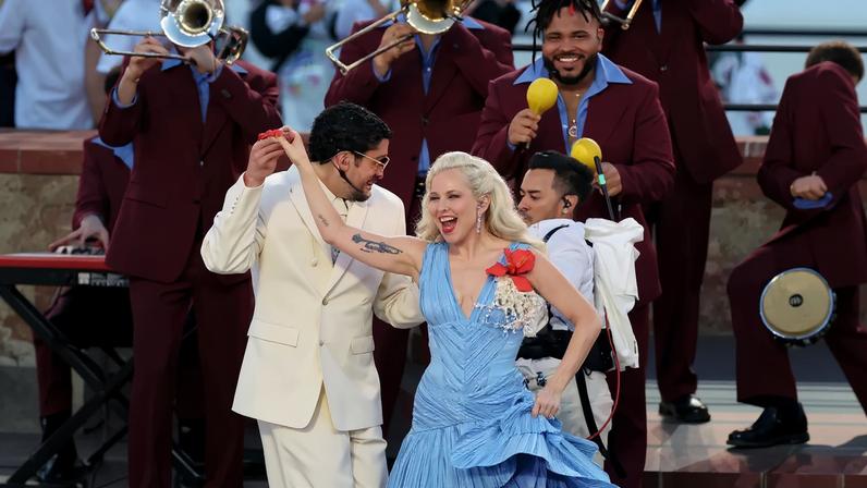 Halftime show de Lady Gaga no Super Bowl 2026 homenageia Porto Rico