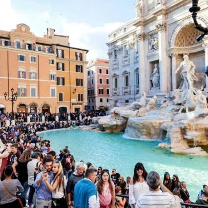 Roma cria taxa de turismo na Fonte de Trevi
