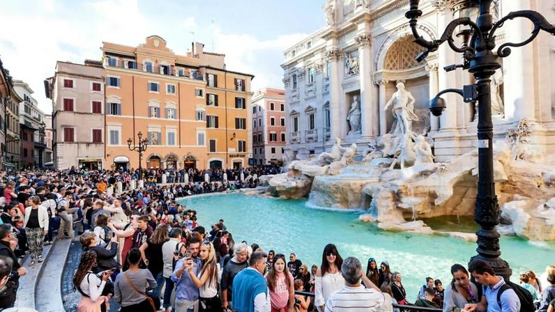 Roma cria taxa de turismo na Fonte de Trevi