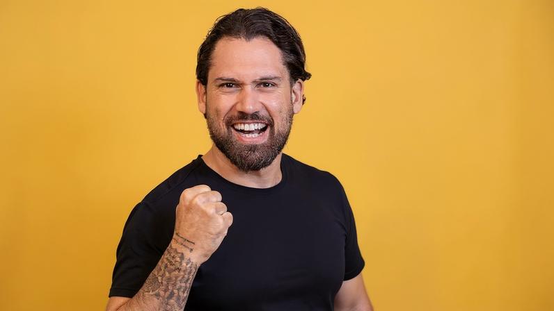 Brigido, com risco de ser eliminado do 'BBB 26', tem boa notícia e deve ganhar alta quantia de dinheiro