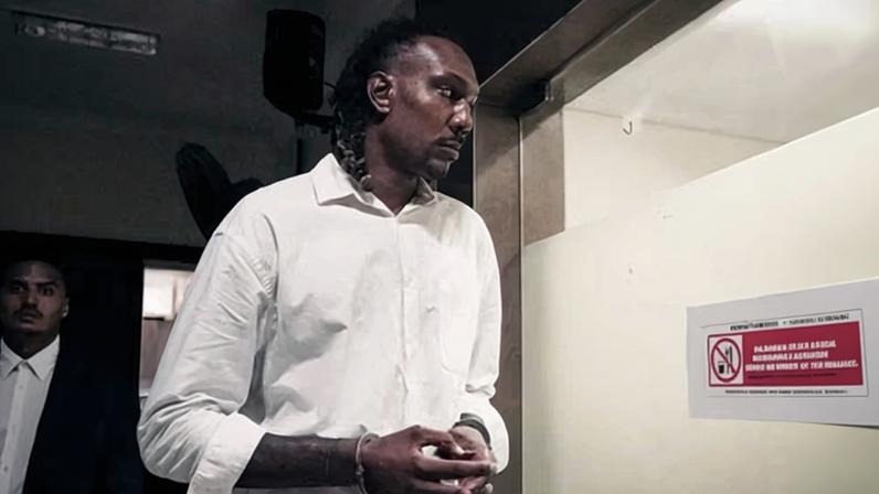 Jarred Shaw evita execução na Indonésia, mas continua preso