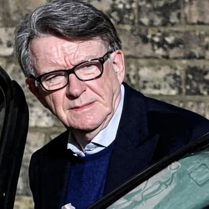 Queda de Mandelson é uma das mais rápidas da vida pública britânica