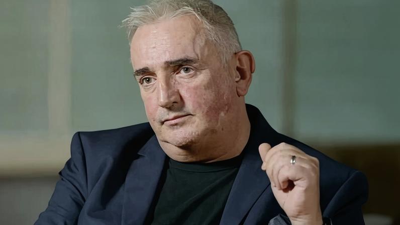 Gavin Burrows in The Princes and the Press, BBC