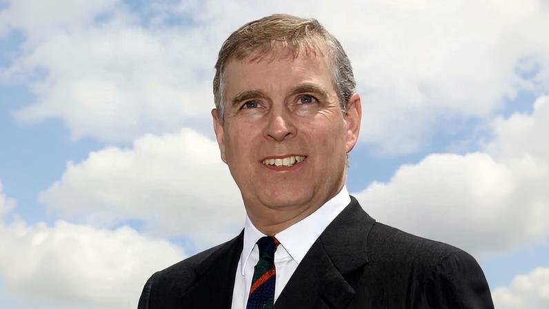 Qual foi o papel de Andrew Mountbatten-Windsor como enviado comercial?