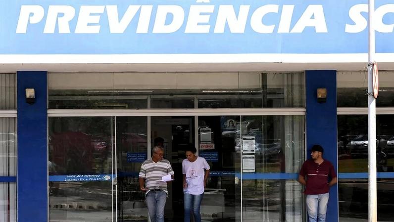 STF tem maioria contra gratificação de desempenho a inativos