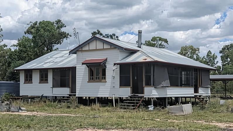 Propriedade em Wieambilla ligada a tiroteio é listada por US$190 mil