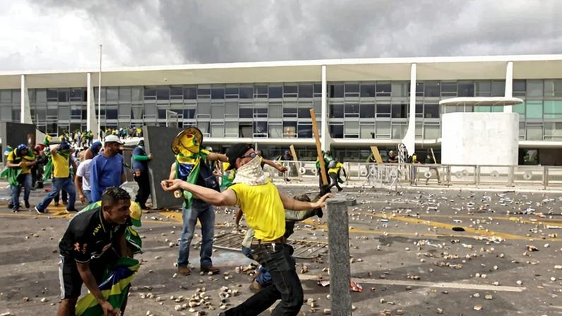 STF mantém condenação de ex-cúpula da PMDF por 8 a 1